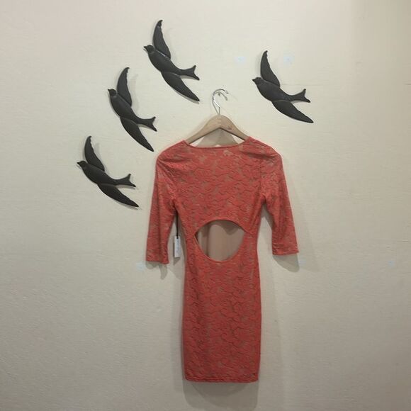 NEW! Lovers + Friends Sway Back Lace Dress ~ Peach ~ XS $164 - Picture 3 of 11